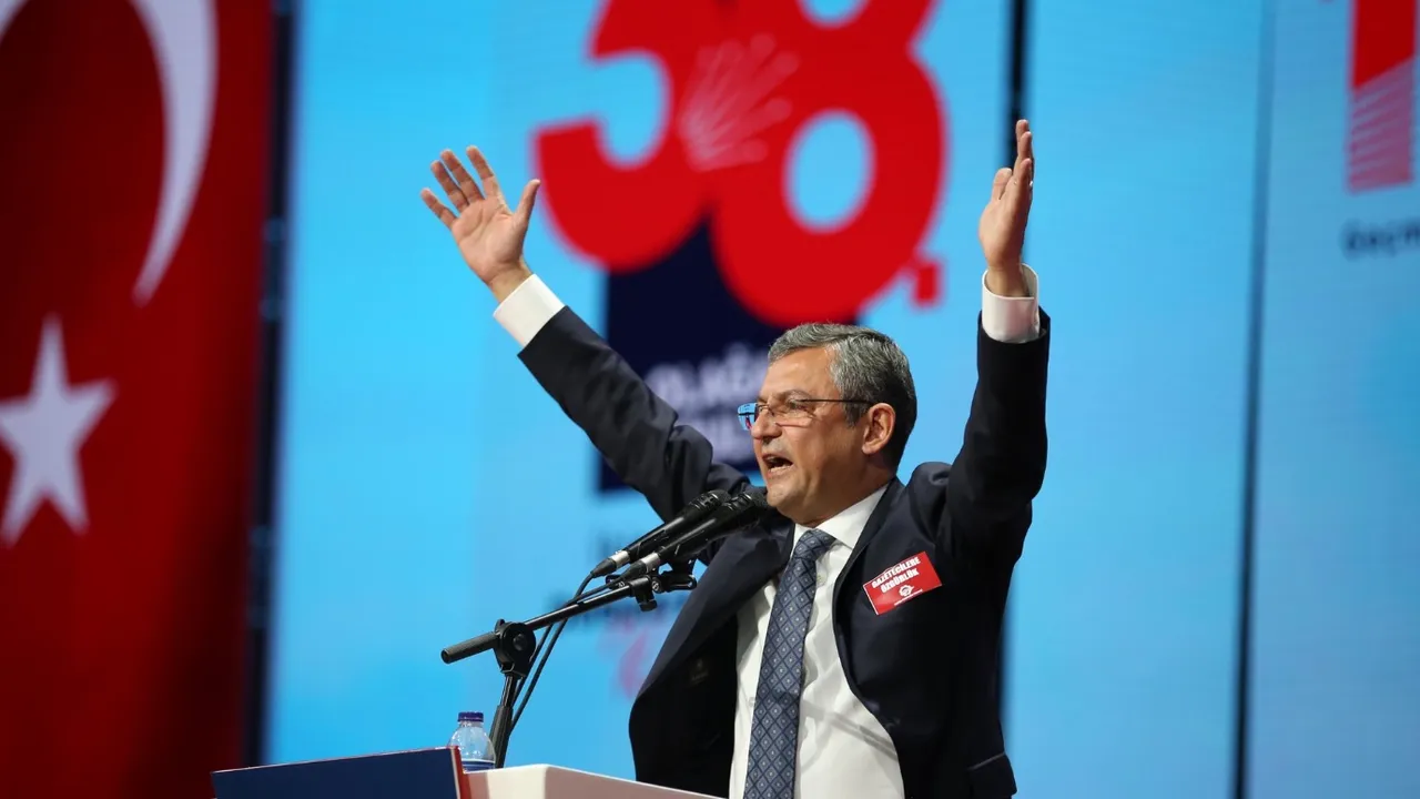 Cumhuriyet Halk Partisi lideri Özgür Özel'den Ramazan Bayramı paylaşımı! 