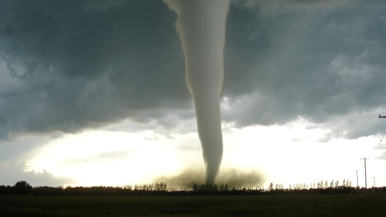 Hortum nedeniyle 130 kişi yaralandı, 5 kişi hayatını kaybetti! 