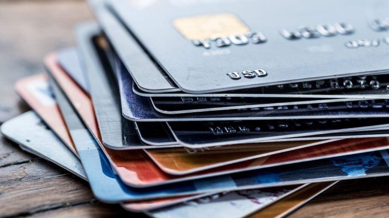 Kredi kartı kullanıcıları dikkat! Faiz haricinde artık o ödemeler de borca eklenecek