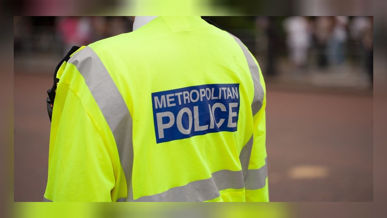 Londra'da kılıçlı saldırı! 13 yaşındaki bir çocuk hayatını kaybetti 
