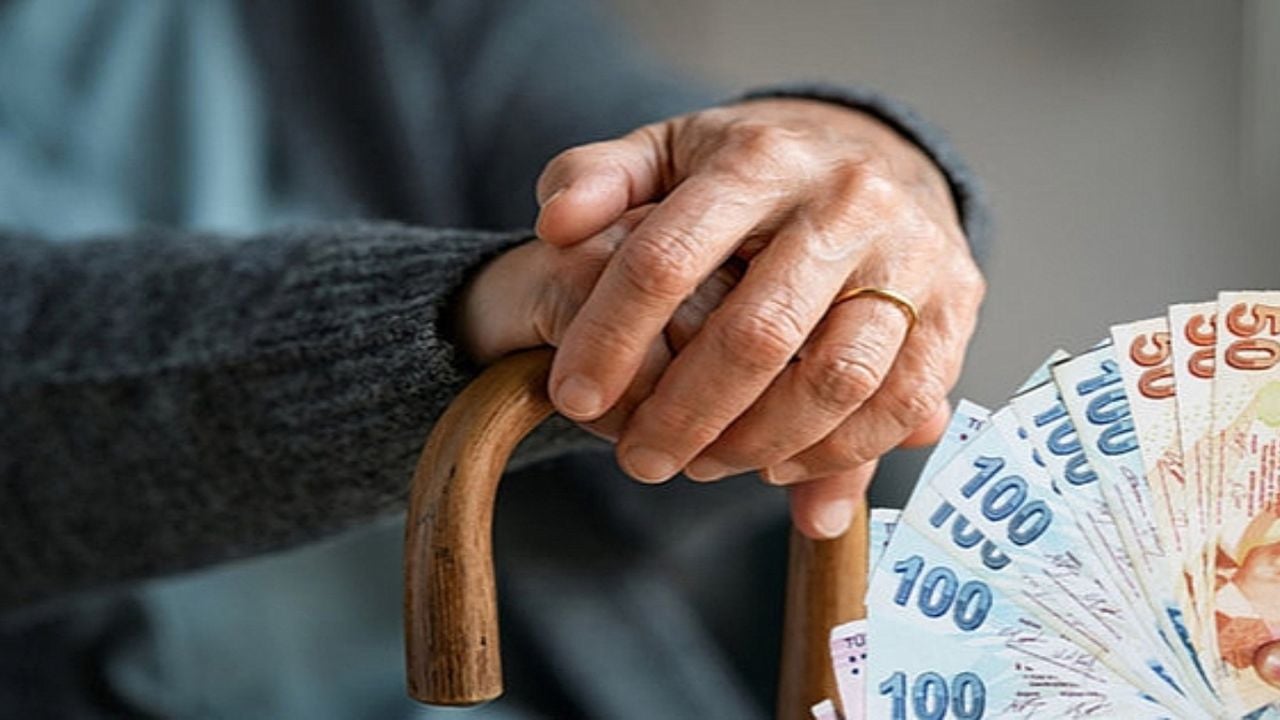 Mayıs sürprizlerine peş peşe imza atıldı! Emeklilerin 3 güne hesaplarına para yatıyor
