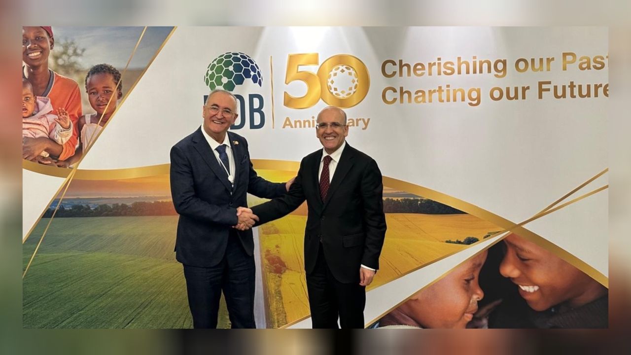 Mehmet Şimşek 6.3 milyar dolarlık finansman alınan İKB ile yoğun görüşmeler yaptı