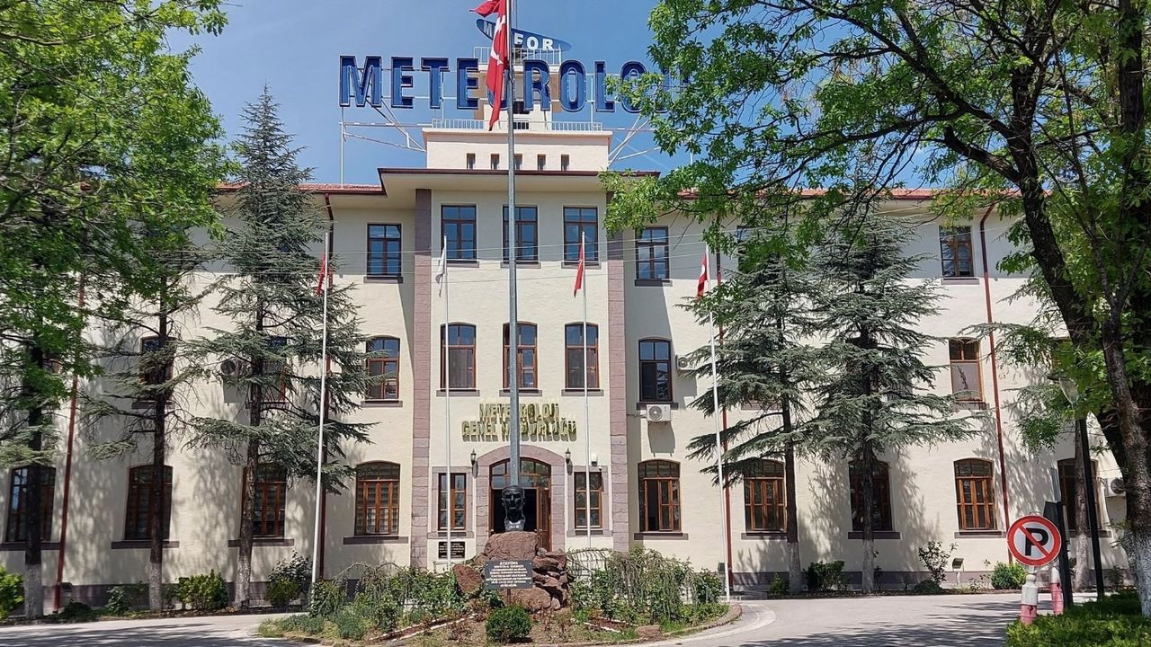 MGM uyardı! O üç ilde yoğun sağanak bekleniyor, baskınlar olabilir! 