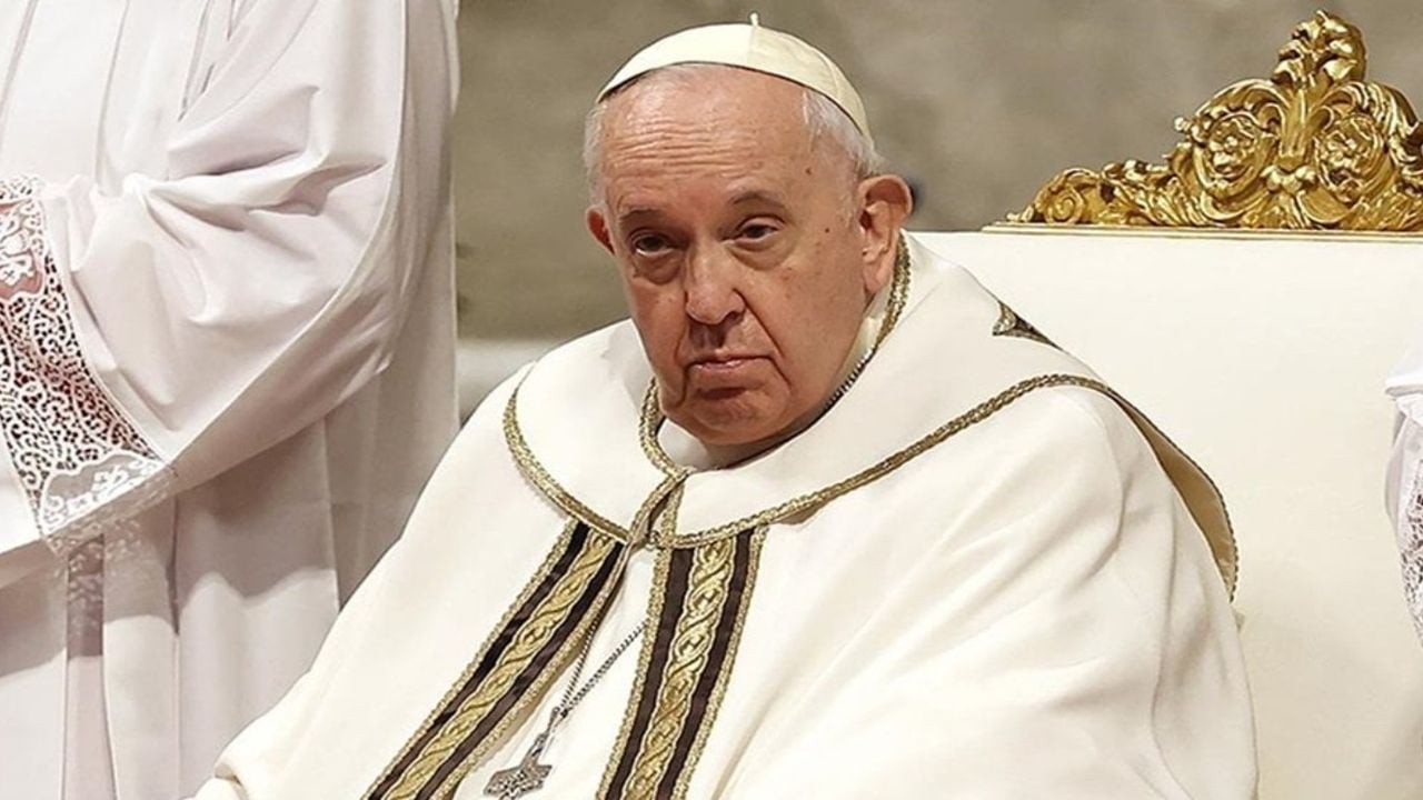 Papa: "Ortadoğu'daki durumu endişeyle ve acıyla takip etmeye devam ediyorum"