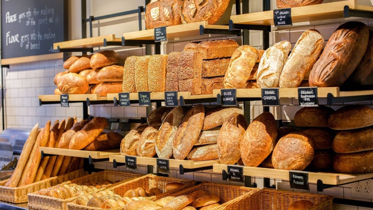 Seçim sonrasına ertelenen ekmek zammı Ankara'da duyuruldu! 