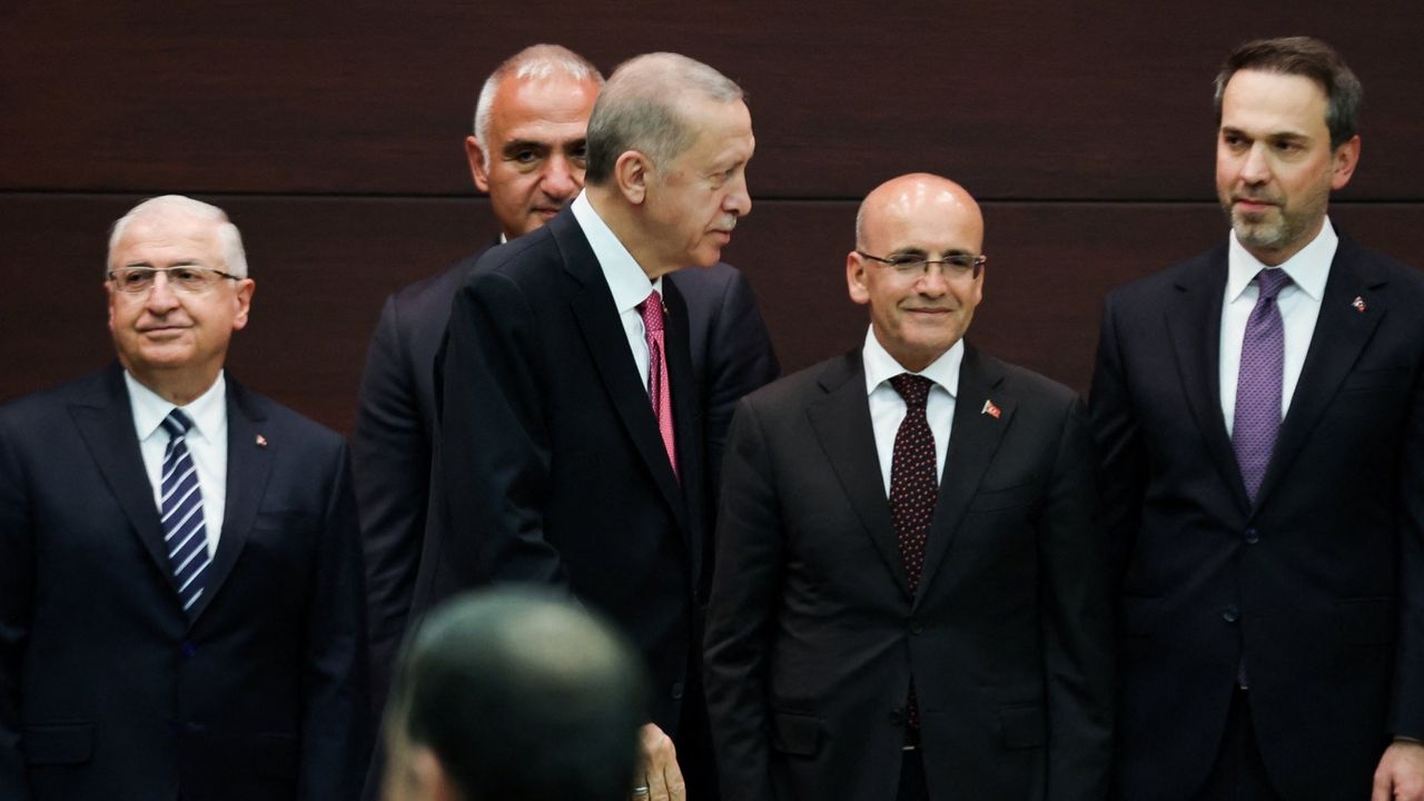 2025 hedefini 2026'ya çeken Mehmet Şimşek: Temel hedef enflasyonu düşürmek! 