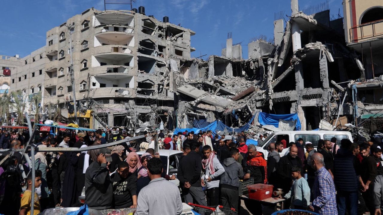 ABD ve Ürdün Gazze'ye havadan insani yardım gönderdi! 