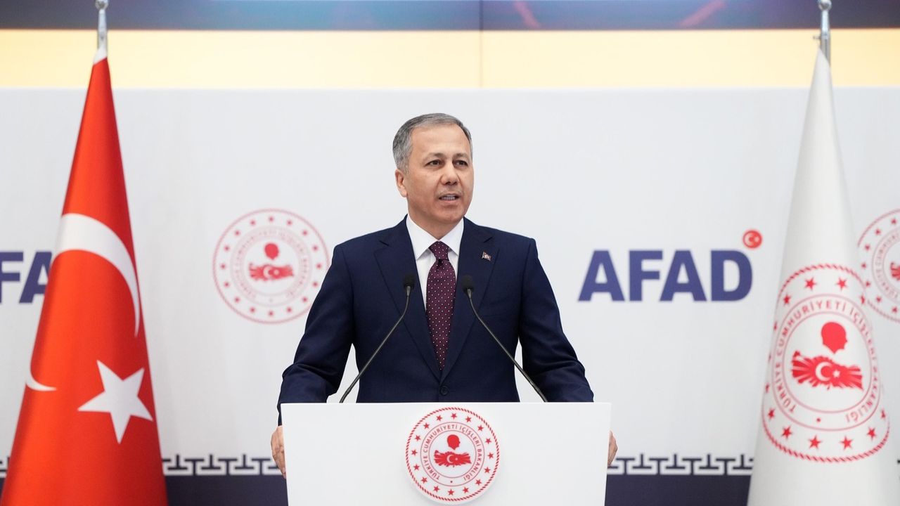 Ali Yerlikaya iki suç örgütünün daha çökertildiğini duyurdu! 