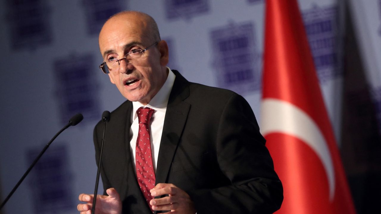 Bakan Şimşek yanıtladı: Dolar 40 TL'ye çıkar mı? 