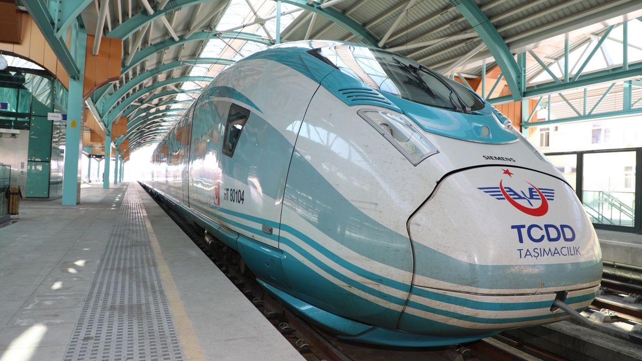 Bir yıl önce açılan Ankara-Sivas YHT hattında ikinci ağır hasar! 