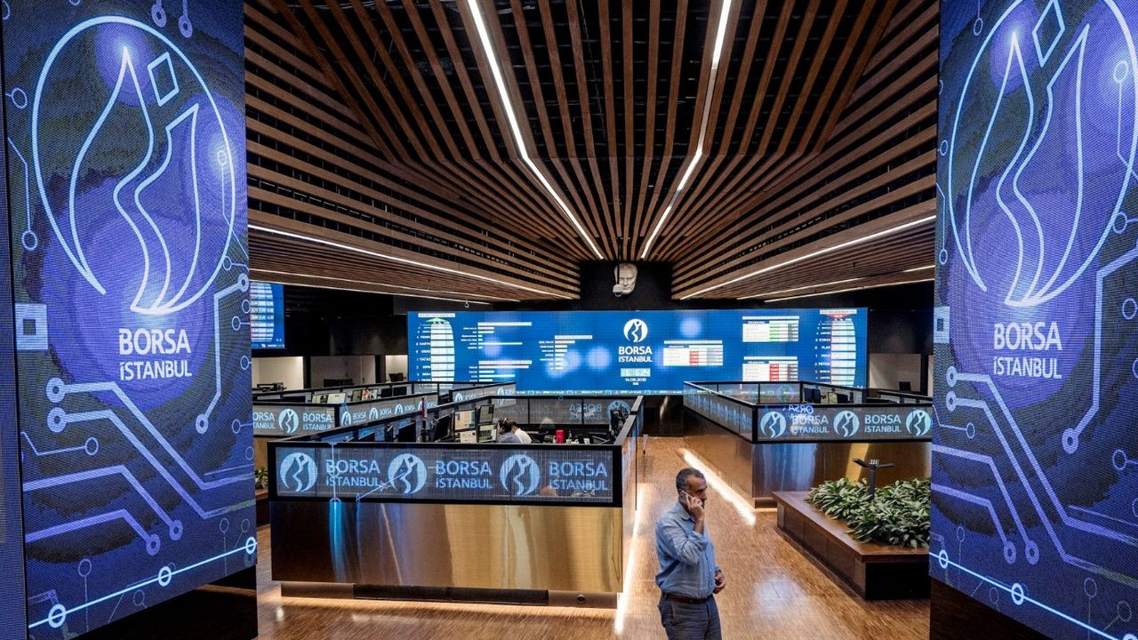 Borsa İstanbul’da dalgalı seyir! BIST 100 endeksi günü düşüşle tamamladı