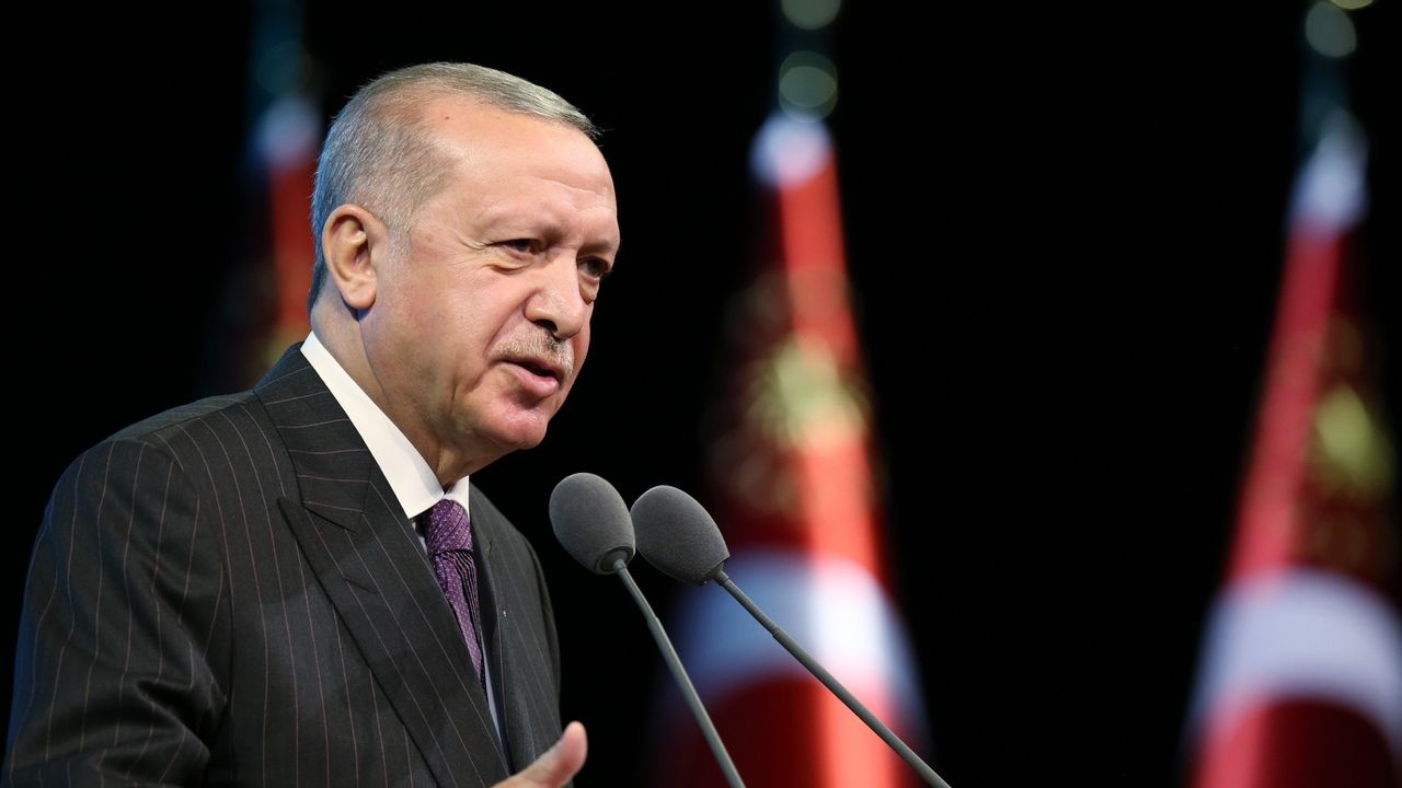 Cumhurbaşkanı Erdoğan Beştepe'de: Hakim savcı sayısı 25 bine ulaşacak! 