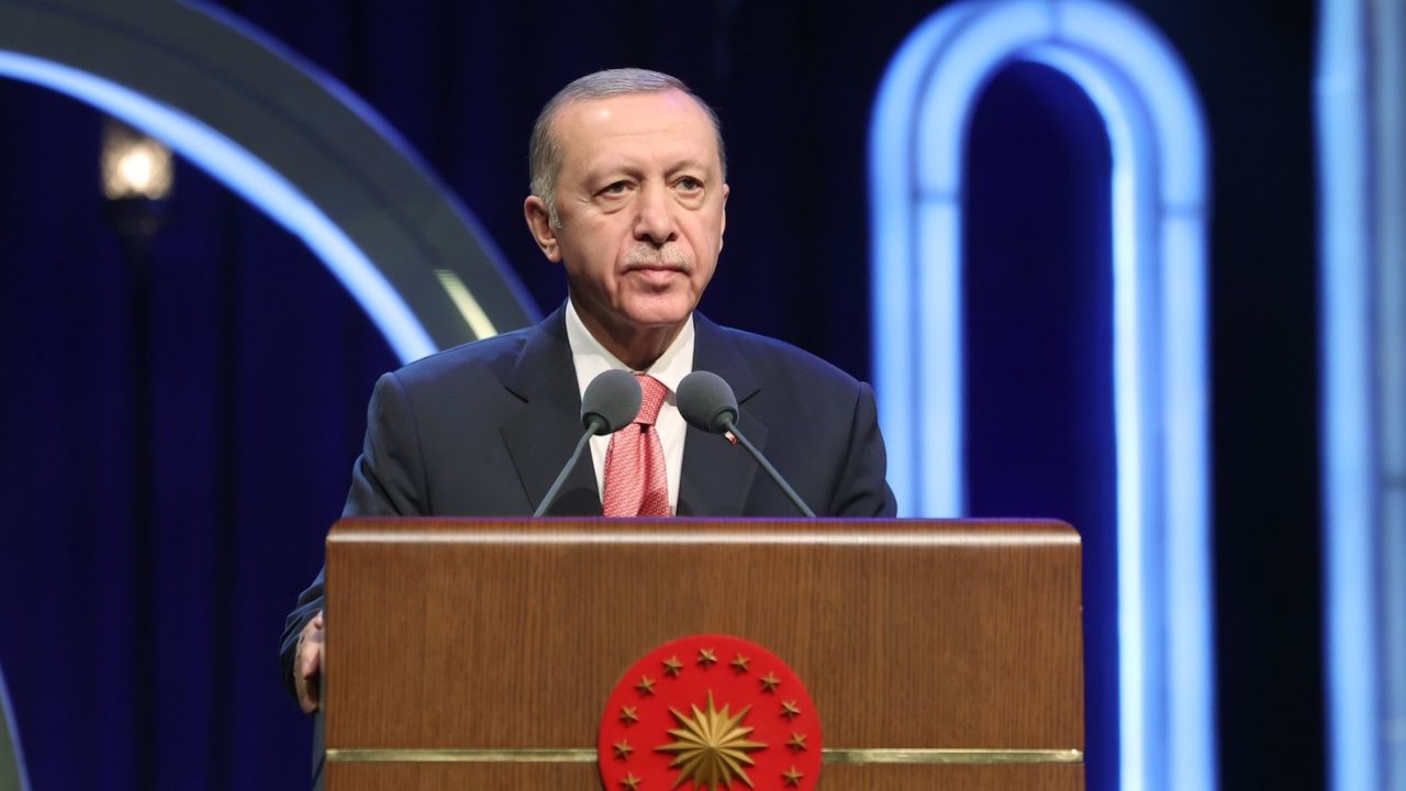 Cumhurbaşkanı Erdoğan Danıştay Başkanı ile basına kapalı görüşme yaptı