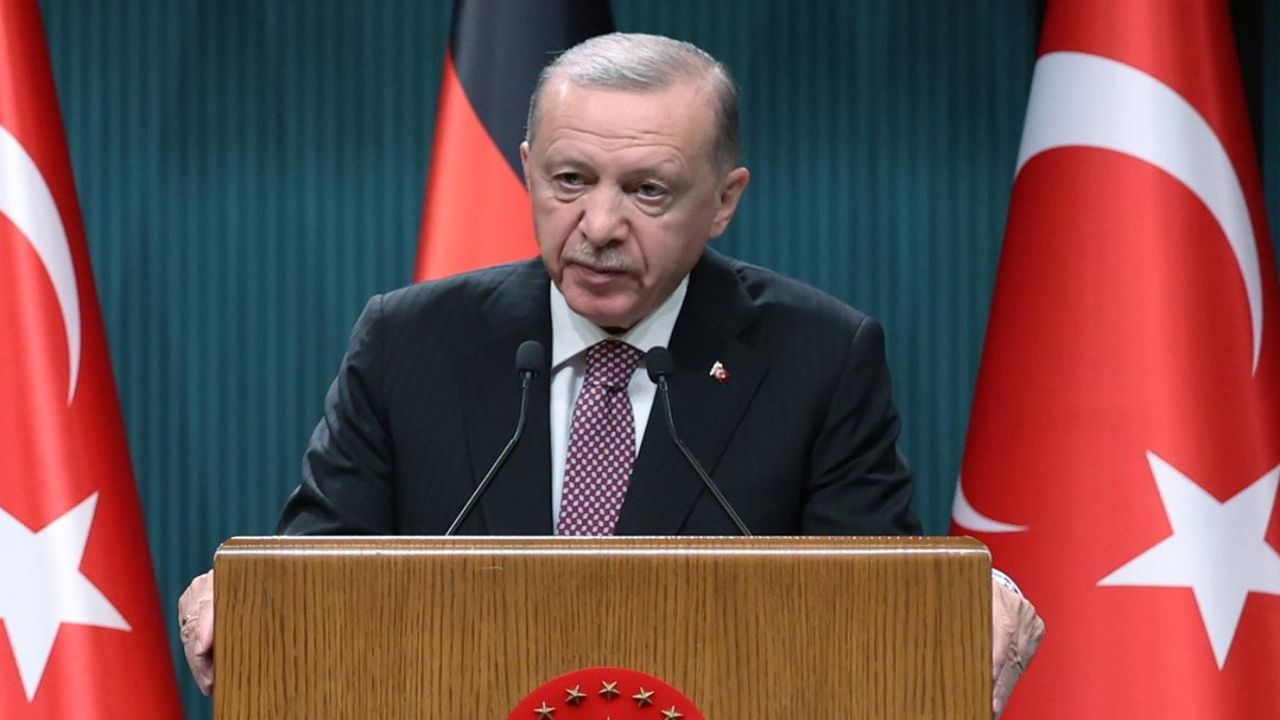 Cumhurbaşkanı Erdoğan, Erkan Yolaç'ın vefatı için başsağlığı mesajı paylaştı: Büyük üzüntü duydum