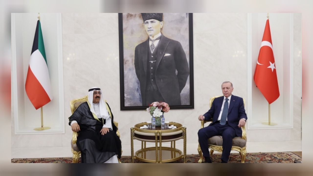Cumhurbaşkanı Erdoğan Kuveyt Emiri'ne resmi törenli karşılama yaptı! 