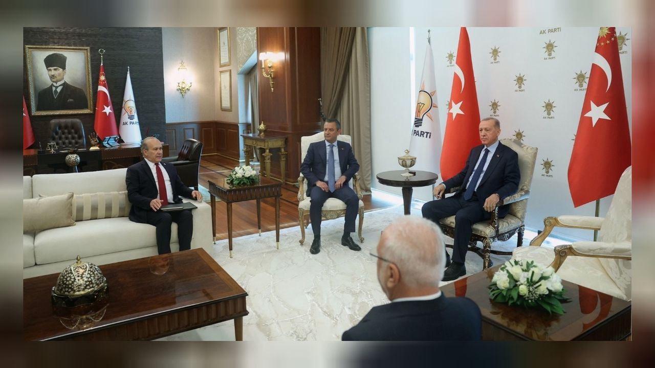 Cumhurbaşkanı Erdoğan, muhalefet lideri Özel'i iadeiziyarete gidecek! 