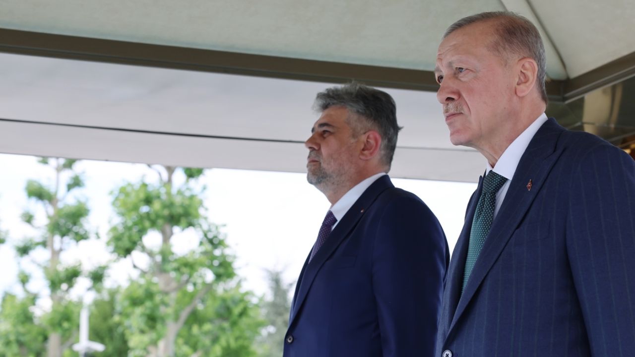 Cumhurbaşkanı Erdoğan Romanya Başbakanı'nı resmi törenle karşıladı! 