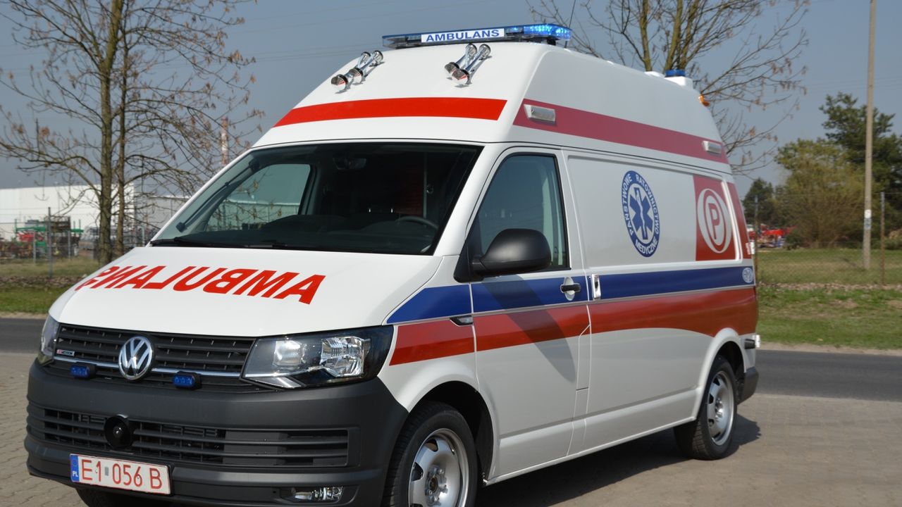 Öğrencileriyle top oynadığı sırada fenalaşan öğretmen hayatını kaybetti! 