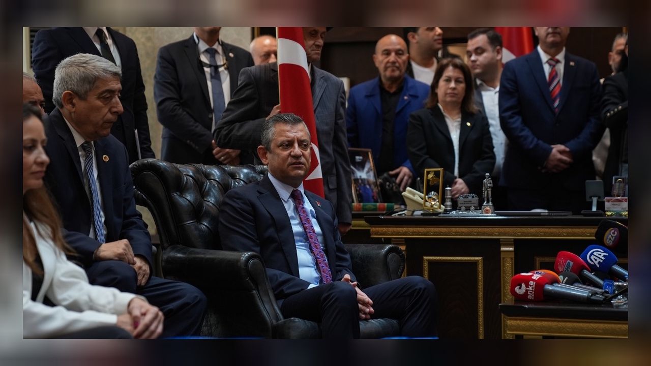 Özgür Özel Soma'da: Maden faciasında dava yeniden görülmeli! 