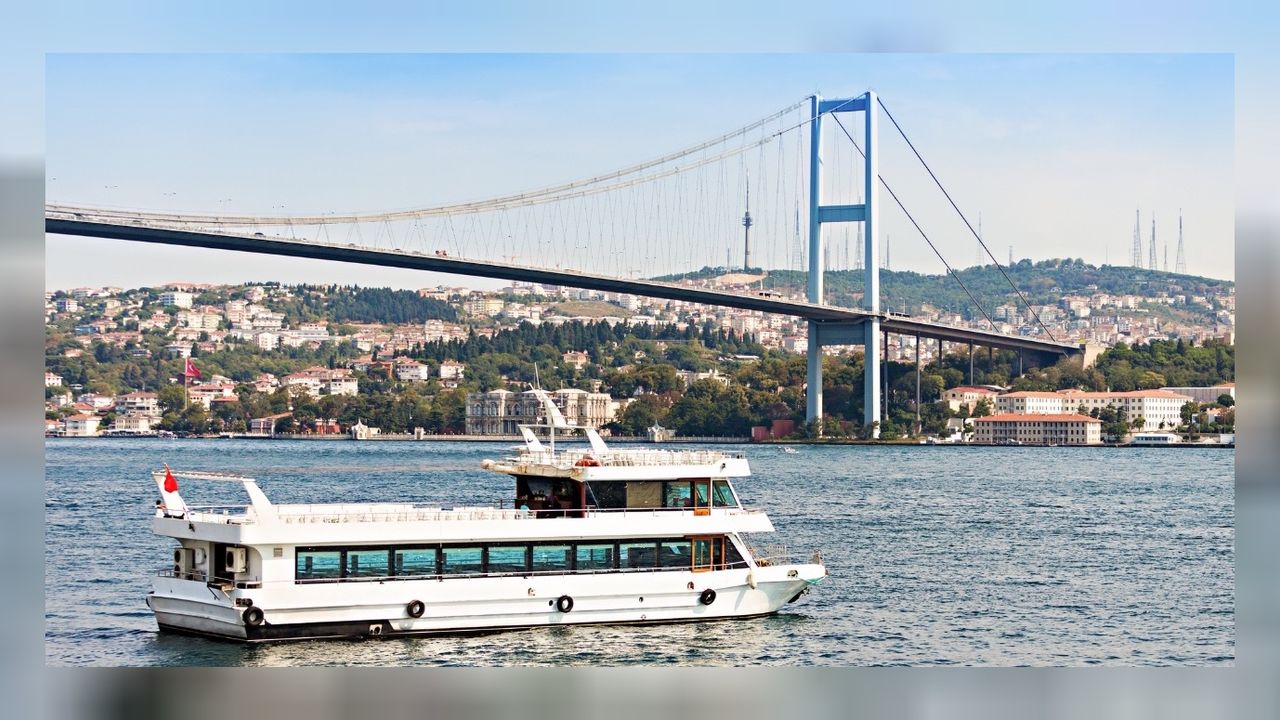 Sıcak gelişme! Boğazda gemi trafiği aniden durduruldu! 