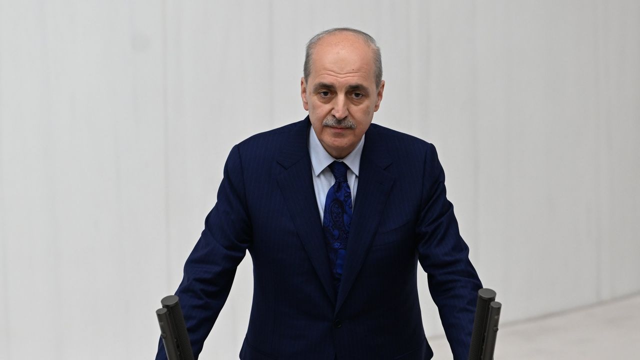 TBMM Başkanı Numan Kurtulmuş 3 partiyle yeni anayasayı görüştü! 