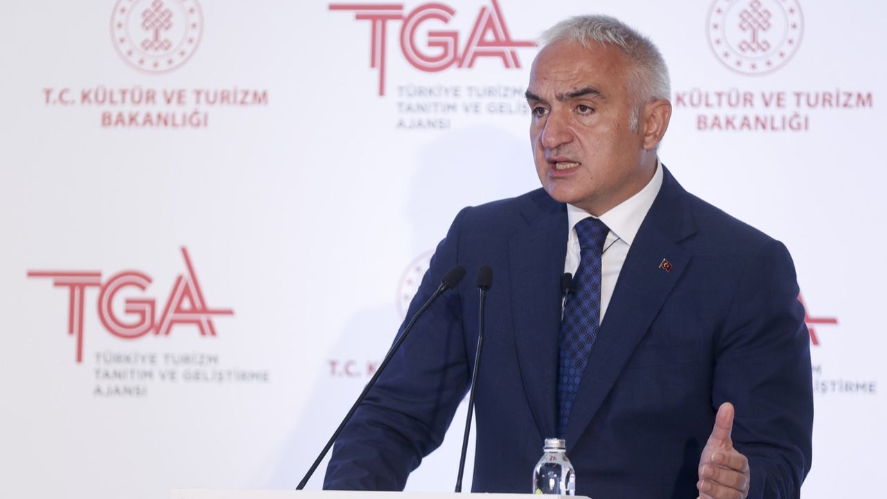 Akhisar’da Roma Dönemi’ne ait mozaik pano ele geçirildi!