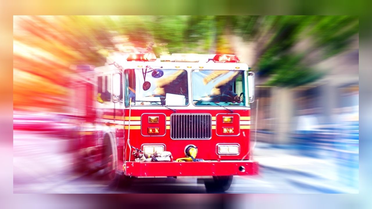 Antalya’da yangın: Halk otobüsü kullanılamaz hale geldi 