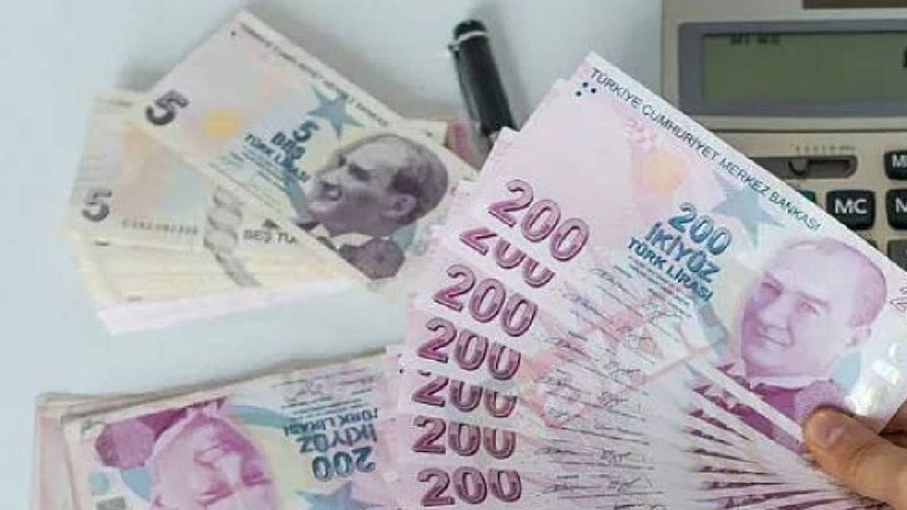 Başvuran emekliye tek seferlik 17.500 TL nakit para! Tek bir imza atmak yetiyor