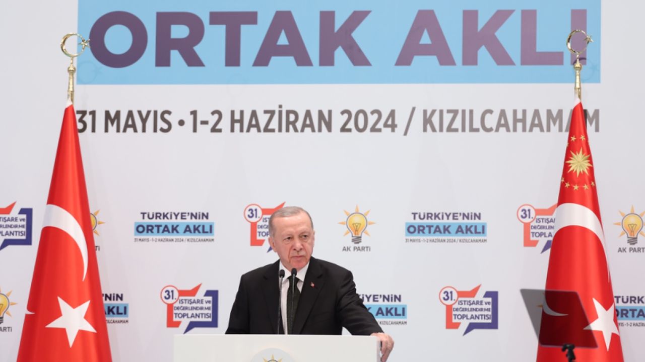 Cumhurbaşkanı Erdoğan AK Parti kampında konuşma yaptı! 
