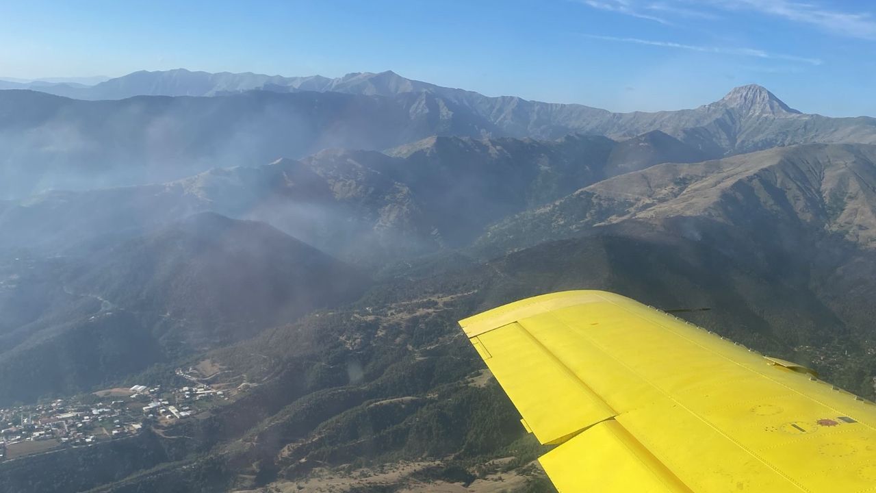 Denizli'de orman yangını çıktı! Ekipler dünden beri müdahale ediyor
