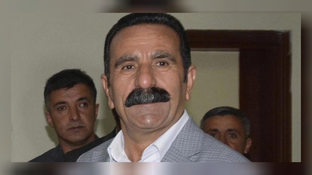 Görevinden uzaklaştırılan Hakkari Belediye Başkanı’na 19 yıl hapis cezası 