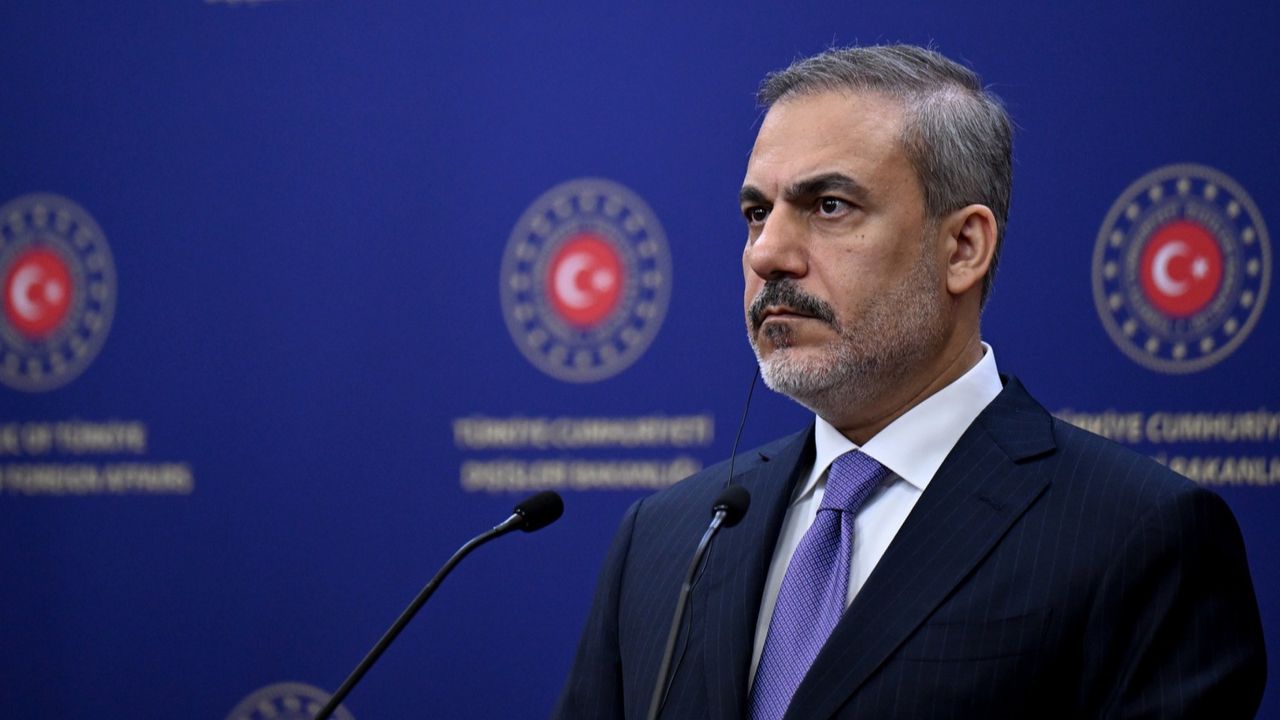 Hakan Fidan Ermenistanlı mevkidaşıyla telefonda görüştü! 