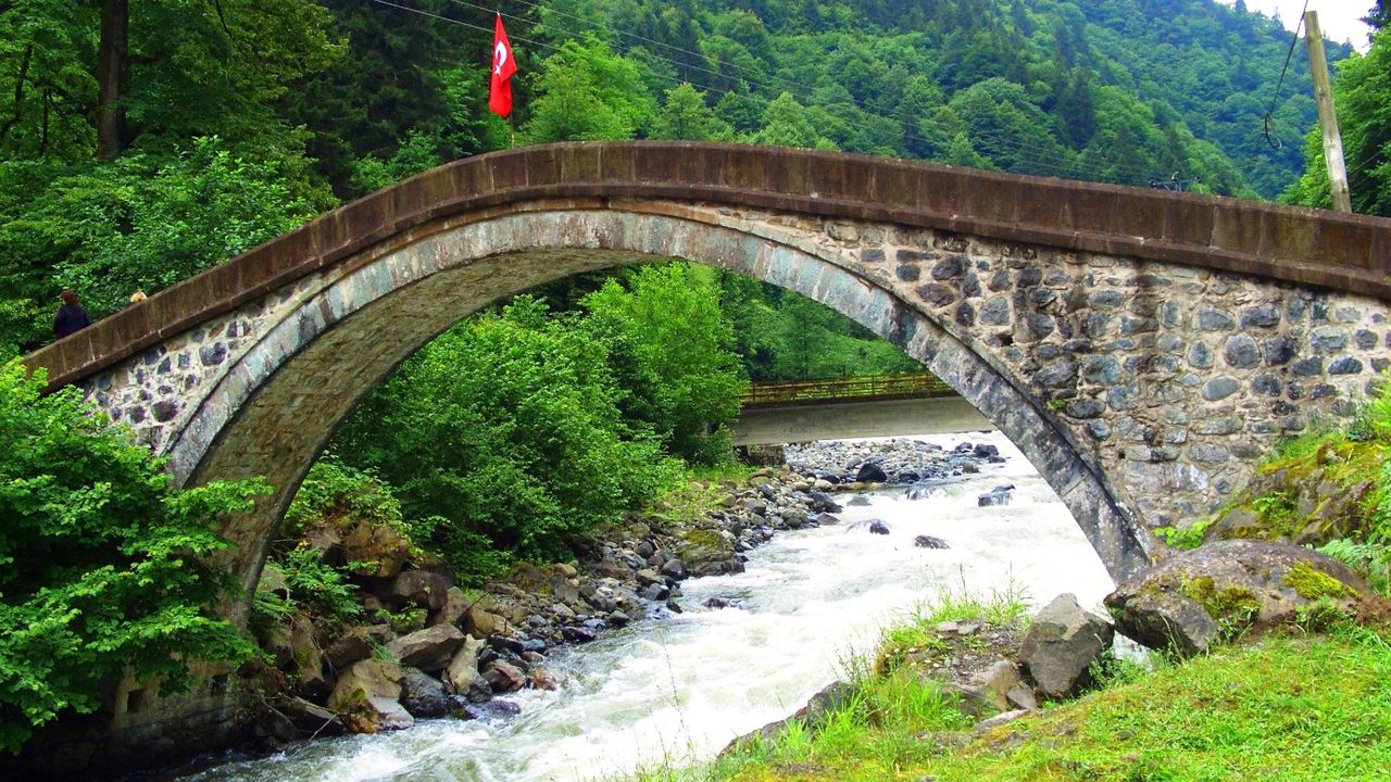 Kuran Kursu öğretmeninin yapay göle götürdüğü öğrencilerden 2'si hayatını kaybetti! 