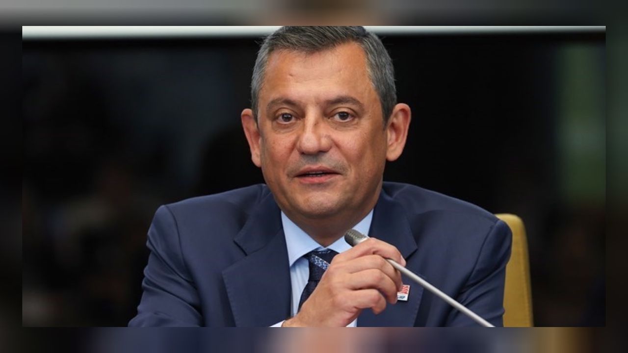 Özgür Özel bayramı mesajında duyurdu: Emekçi ve asgari ücretlilerle bir araya geleceğiz