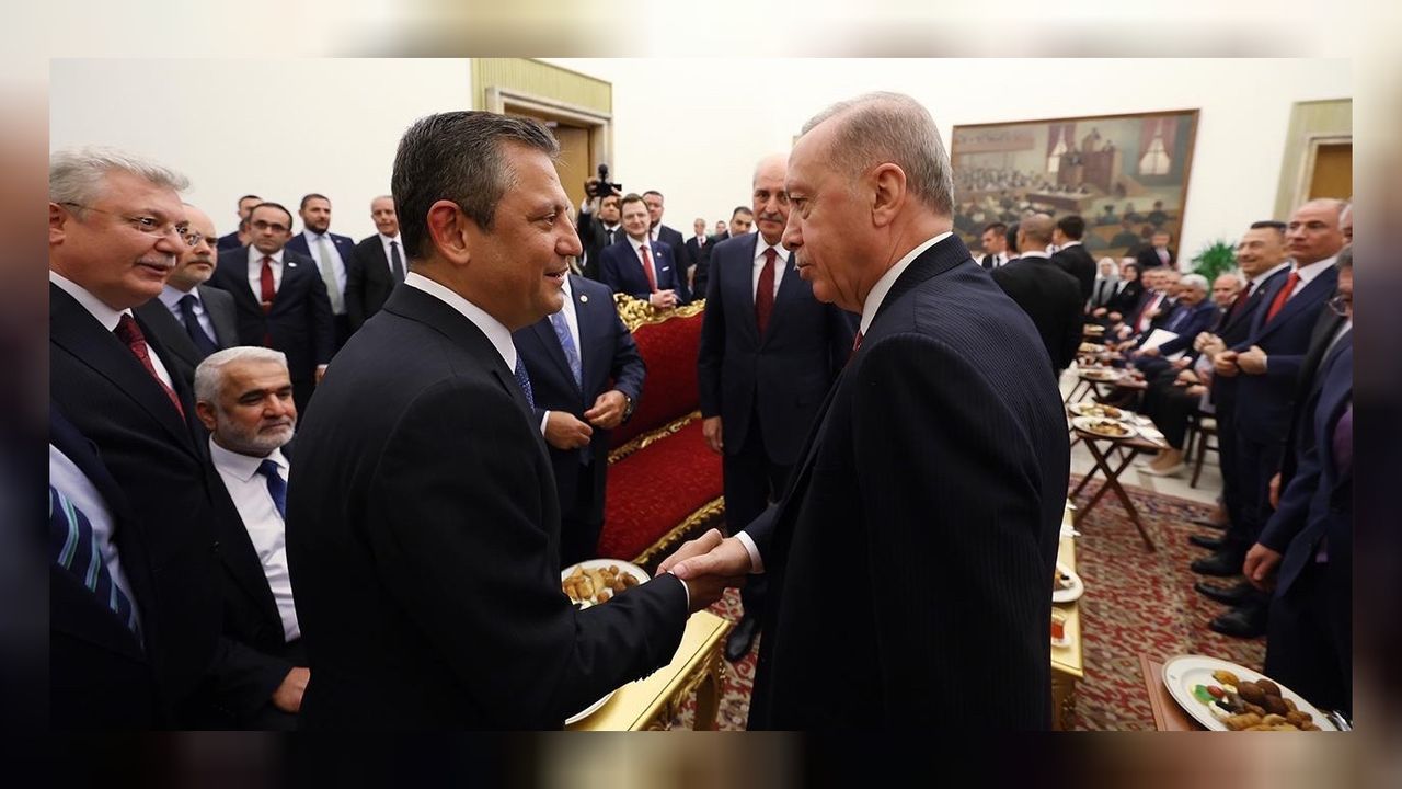 Özgür Özel ve Cumhurbaşkanı Erdoğan'ın görüşmesi başladı! 