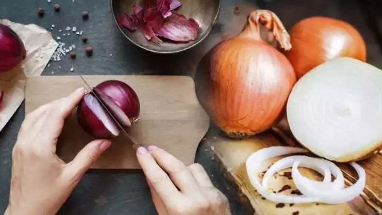 Soğanı böyle yiyenler ah vah edecek! Vücuda resmen zehir pompalıyor