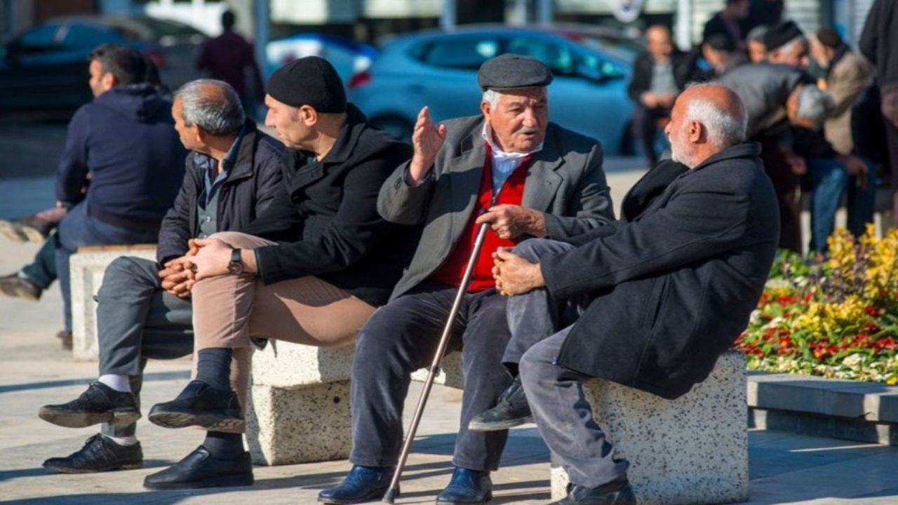 SSK, Bağkur, Emekli Sandığı fark etmiyor! Emeklilere yüzde 20 indirim yapılacak!