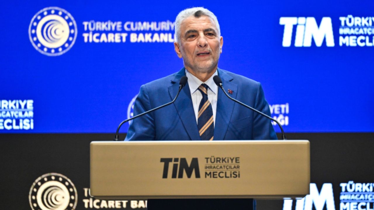 Ticaret Bakanı Bolat istifa haberlerini yalanladı! 