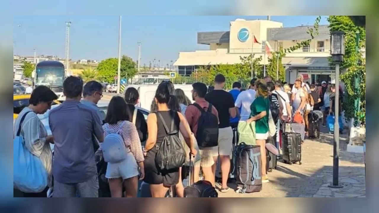 Türkler Rodos'a yoğunluk sebebiyle alınmadı! Yalnızca Schengen'i olan gidebiliyor 