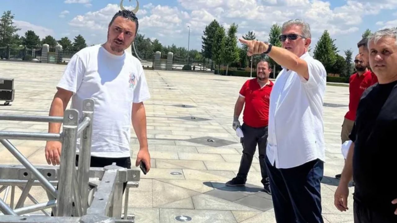 1.2 milyonluk saati alın teriyle alan Cumhurbaşkanı danışmanı paylaşımları kaldırdı! 