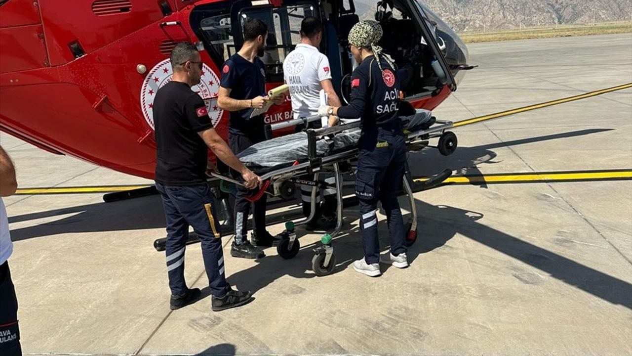 3 Yaşındaki Çocuk İçin Ambulans Helikopter Havalandı