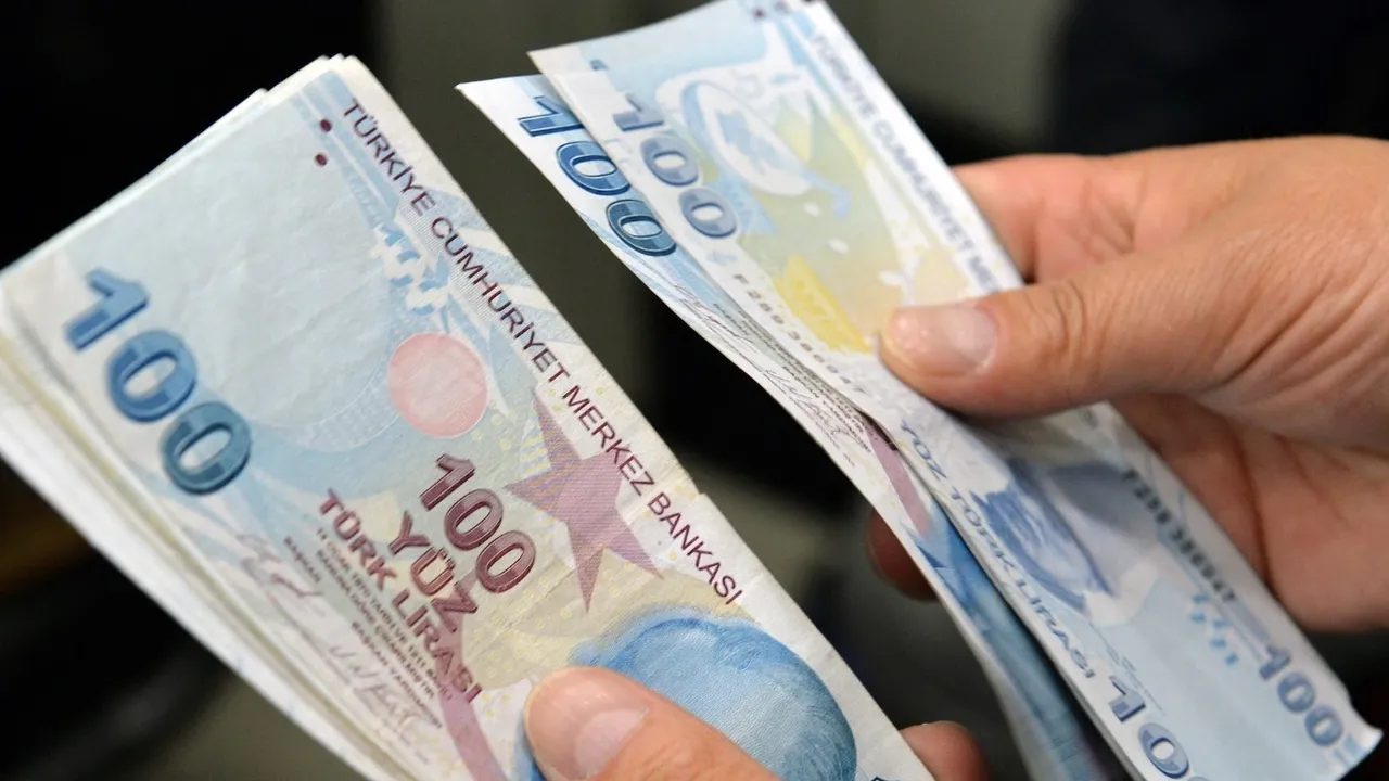 Acil 15.000 TL nakit arayanlar koşsun! O banka faizi 0,99'a düşürdü