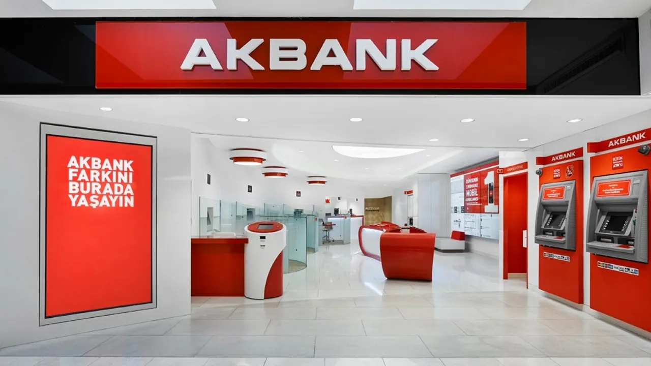 Akbank’ta kariyer fırsatı! Büyük personel alımı başladı: Uzaktan ve ofisten çalışma imkanı