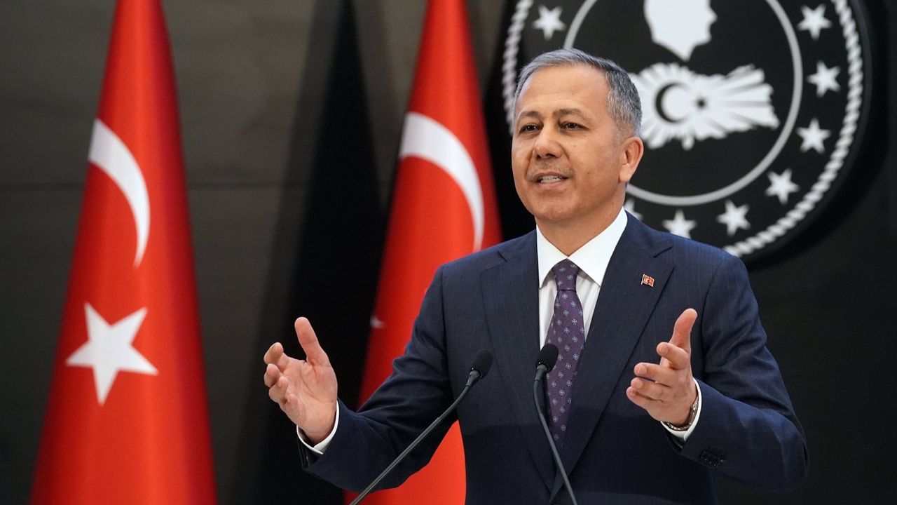 Ali Yerlikaya Çengel-7’yi duyurdu: 50 şüpheli kaçak alkolden yakalandı! 