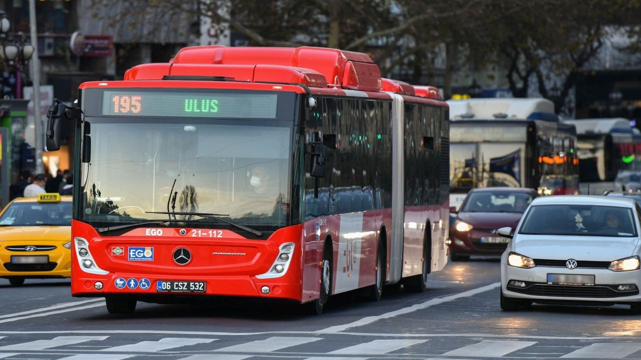 Ankara'da toplu taşıma kullananlar dikkat! EGO duyurdu: O saate kadar uzatıldı