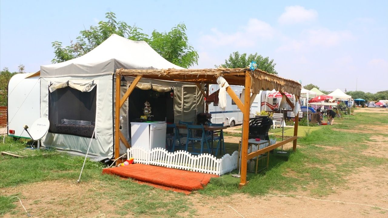 Antalya'da Kamusal Alan İhlali: Karavanlar Kaldırıldı