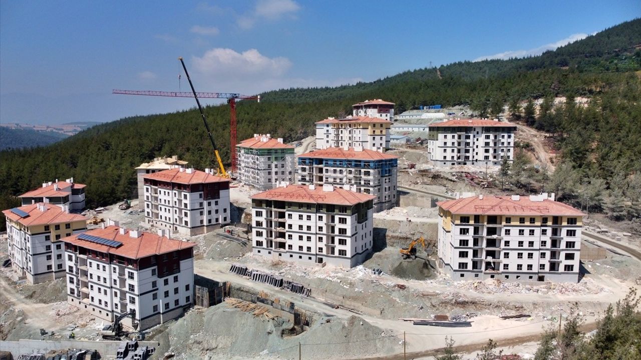 Bahçe'deki Deprem Konutları Eylül'de Teslim Edilecek