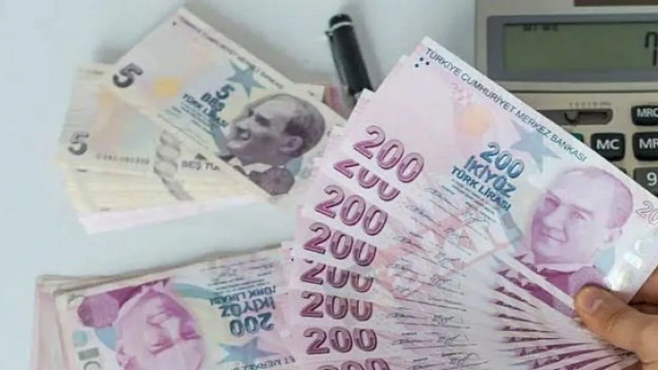 Bankada parası olanlar yaşadı! O banka yüzde 59'luk faizle gönüllerde taht kuracak!