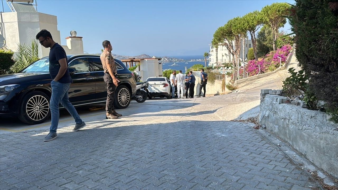 Bodrum'da Eski Eşinin Kurşunlarına Hedef Olan Kadın Hayatını Kaybetti