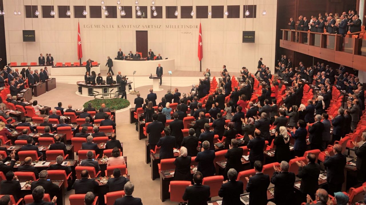 Borçluların imdadına yetişildi! Meclis onayı verdi: O borçların tamamı silinecek